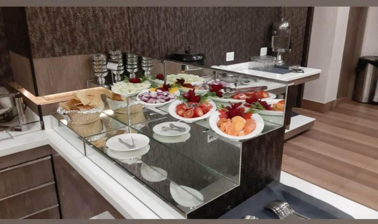 The Imperial Hotel & Spa Gangtok Εξωτερικό φωτογραφία